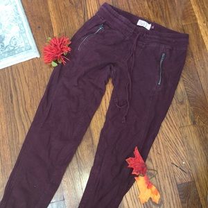 Burgundy jogger/jegging